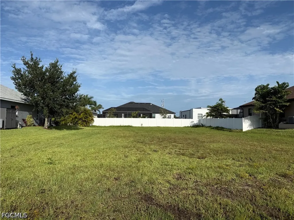 118 SW 37th Avenue Cape Coral FL 33991