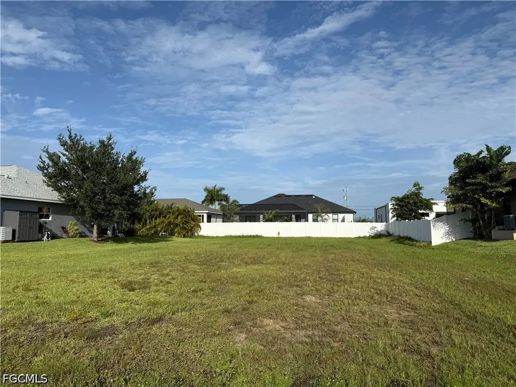 118 SW 37th Avenue Cape Coral FL 33991