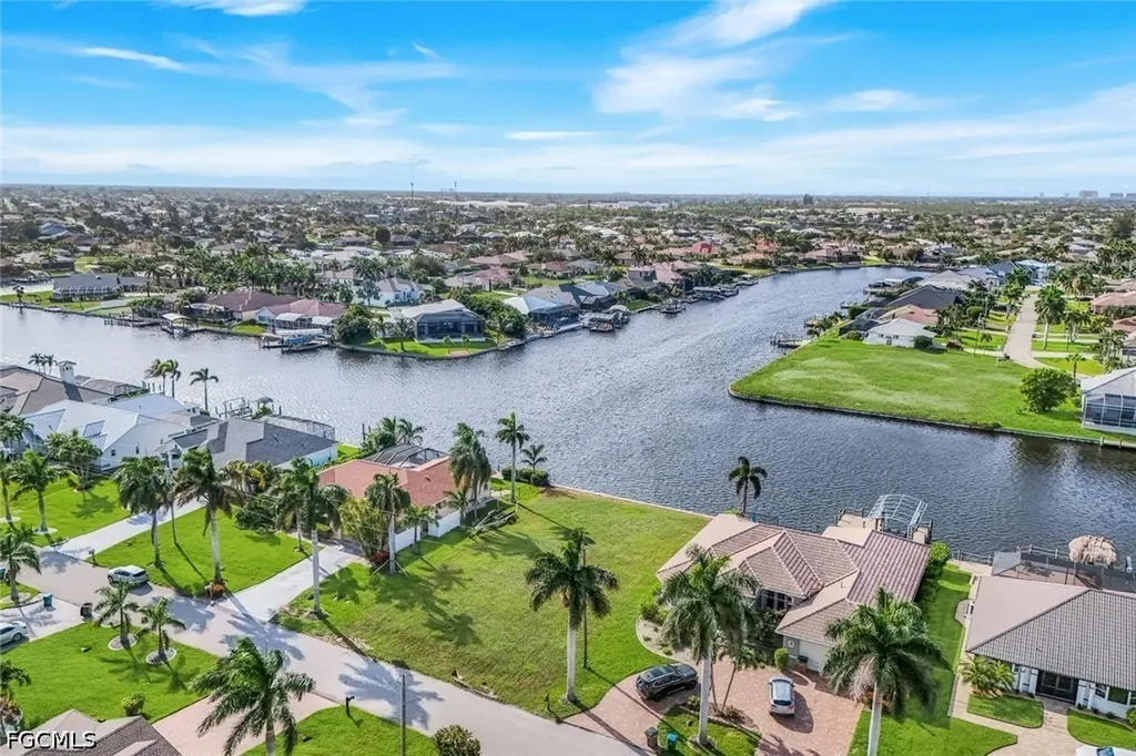 2834 SW 30th Street Cape Coral FL 33914