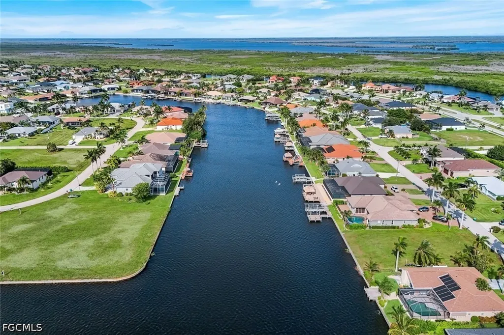 2834 SW 30th Street Cape Coral FL 33914