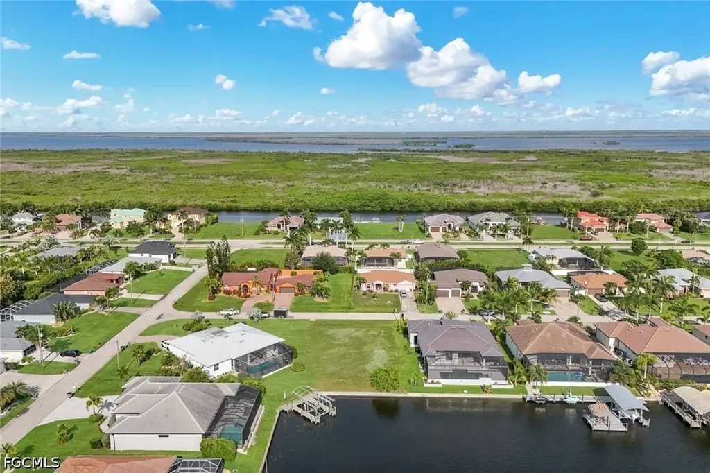 3127 SW 29th Avenue Cape Coral FL 33914