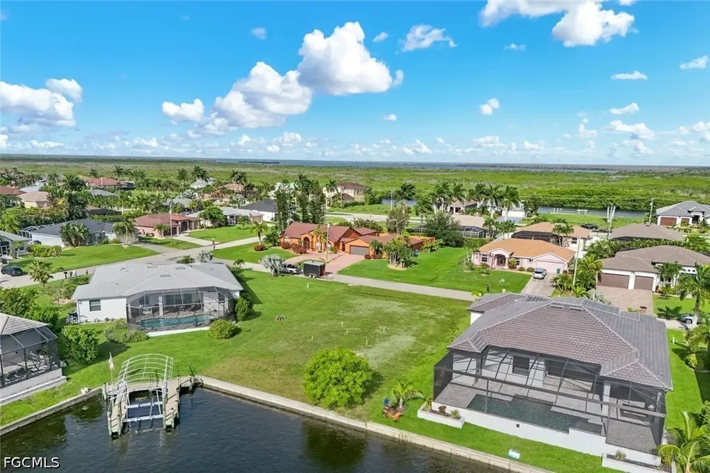 3127 SW 29th Avenue Cape Coral FL 33914