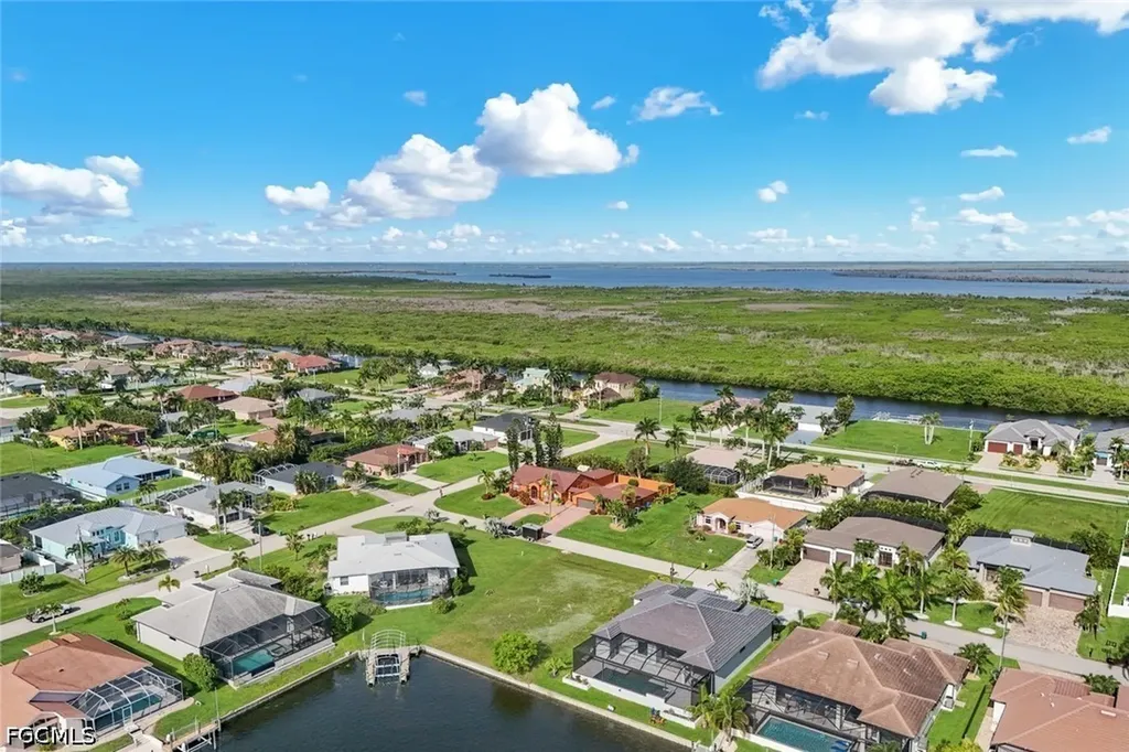 3127 SW 29th Avenue Cape Coral FL 33914
