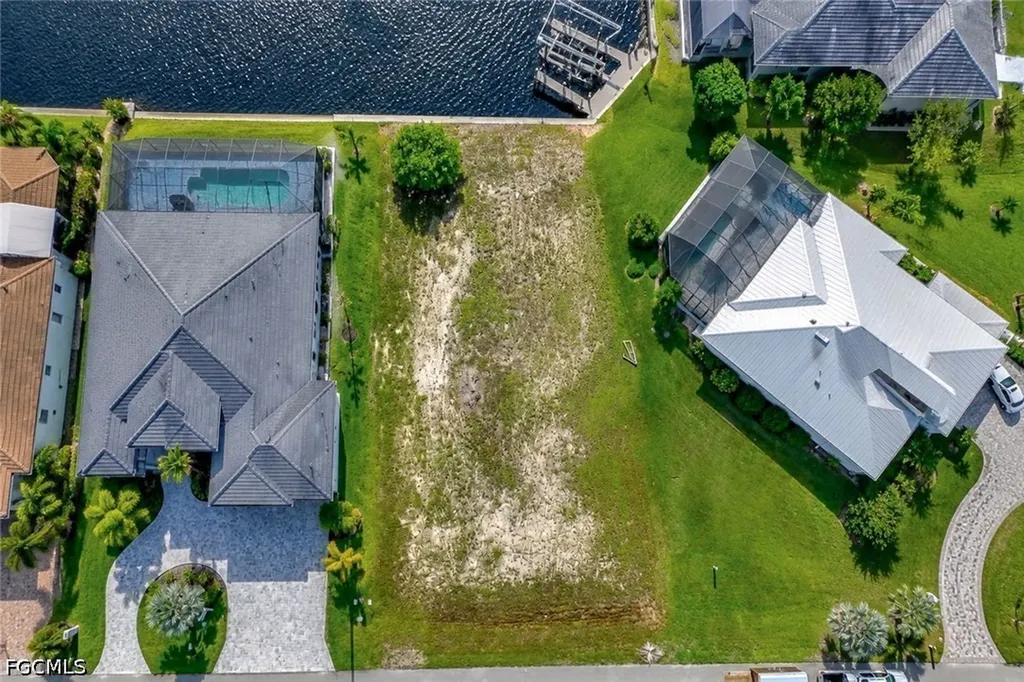 3127 SW 29th Avenue Cape Coral FL 33914
