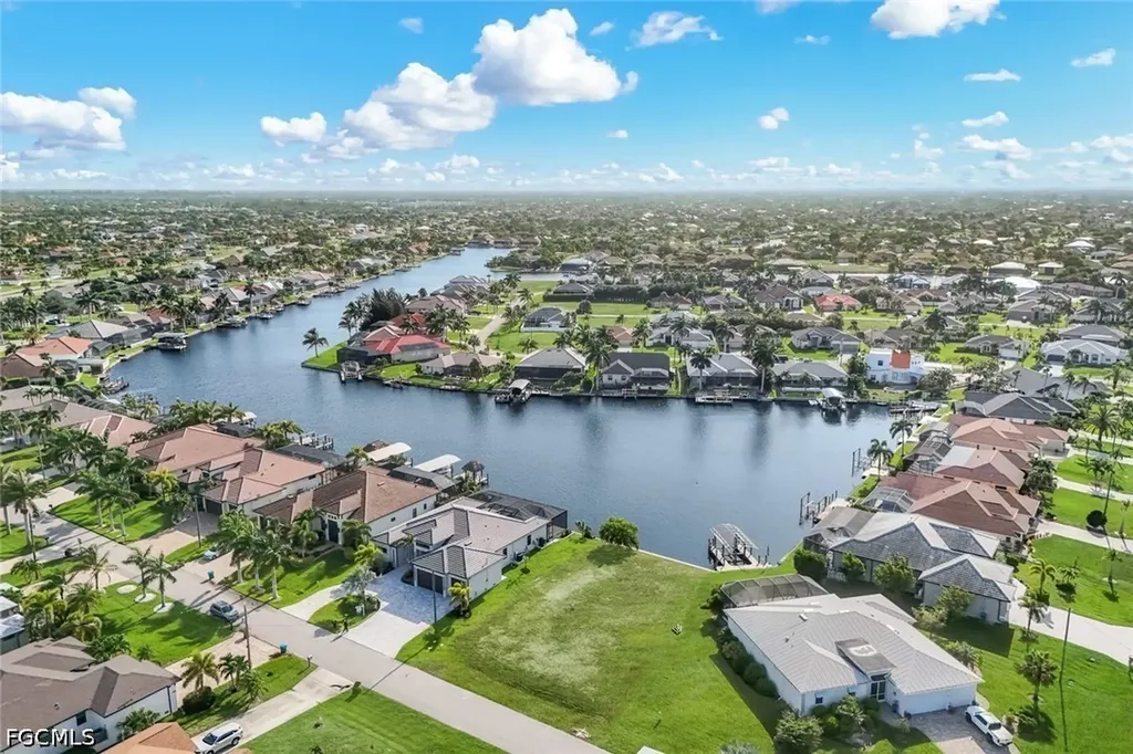 3127 SW 29th Avenue Cape Coral FL 33914