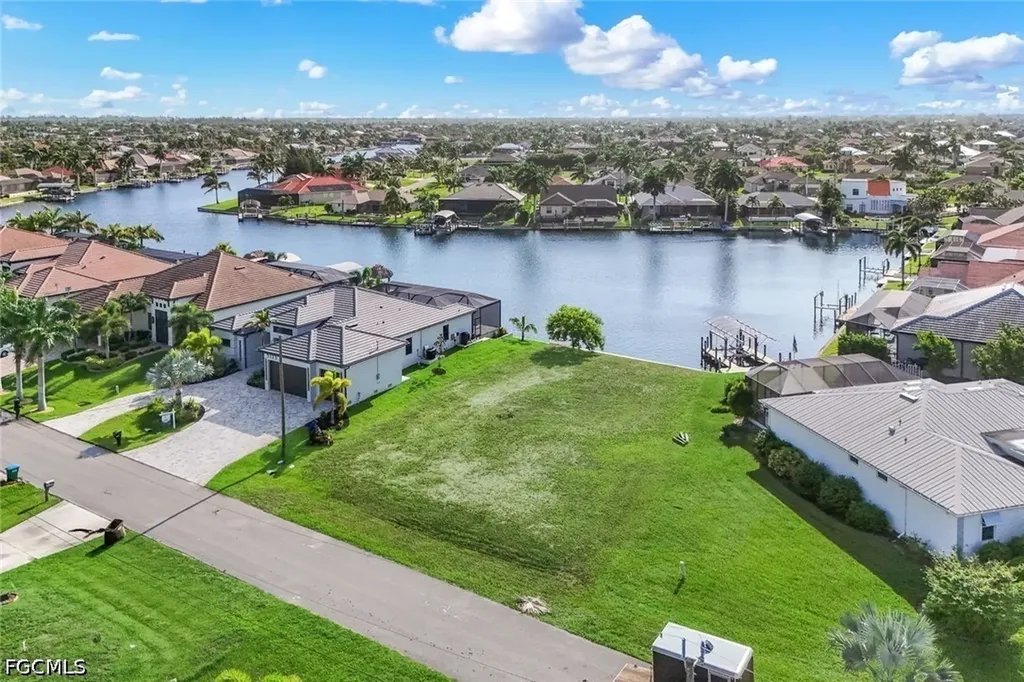3127 SW 29th Avenue Cape Coral FL 33914