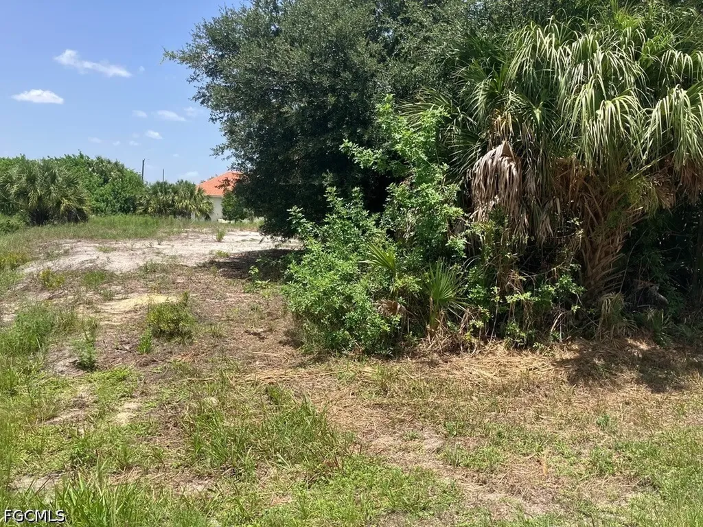 7219 Freeberg Circle Port Charlotte FL 33981