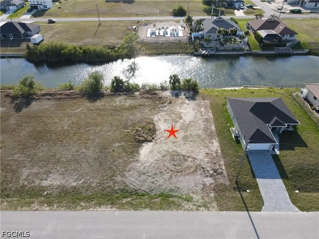 2124 NW 6th Place Cape Coral FL 33993