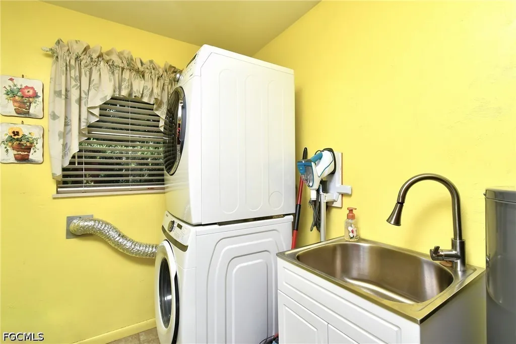 318 Fifth Avenue Lehigh Acres FL 33936
