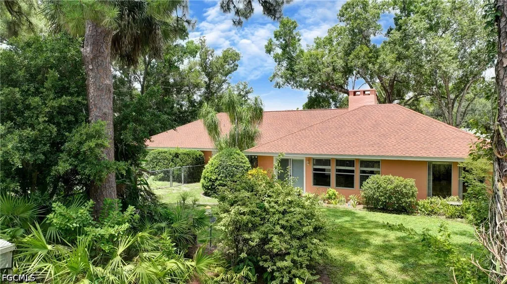 318 Fifth Avenue Lehigh Acres FL 33936