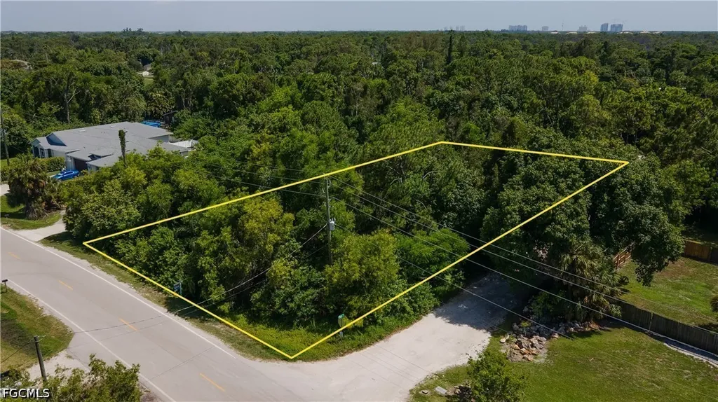 20190 Trailside Drive Estero FL 33928