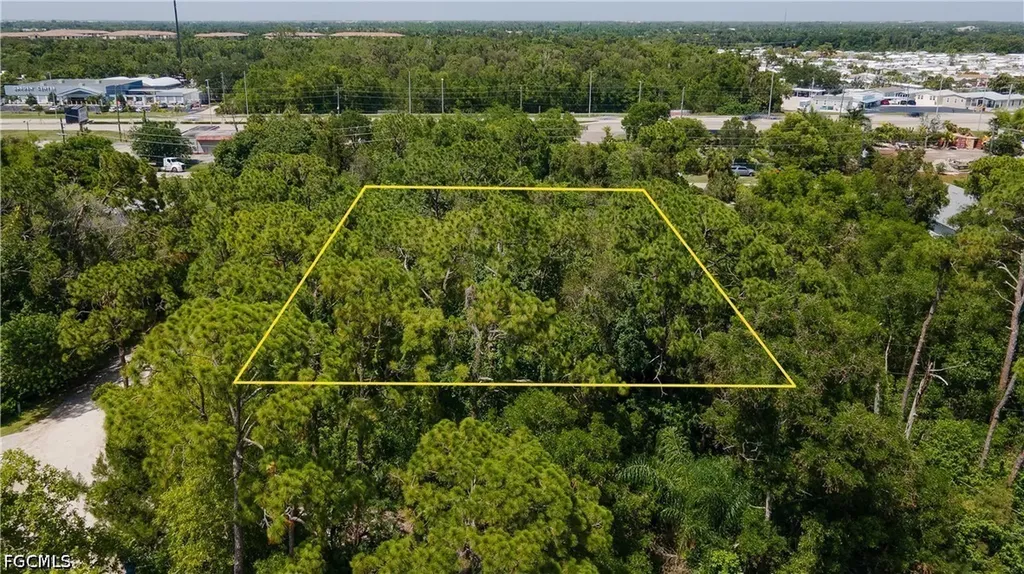 20190 Trailside Drive Estero FL 33928