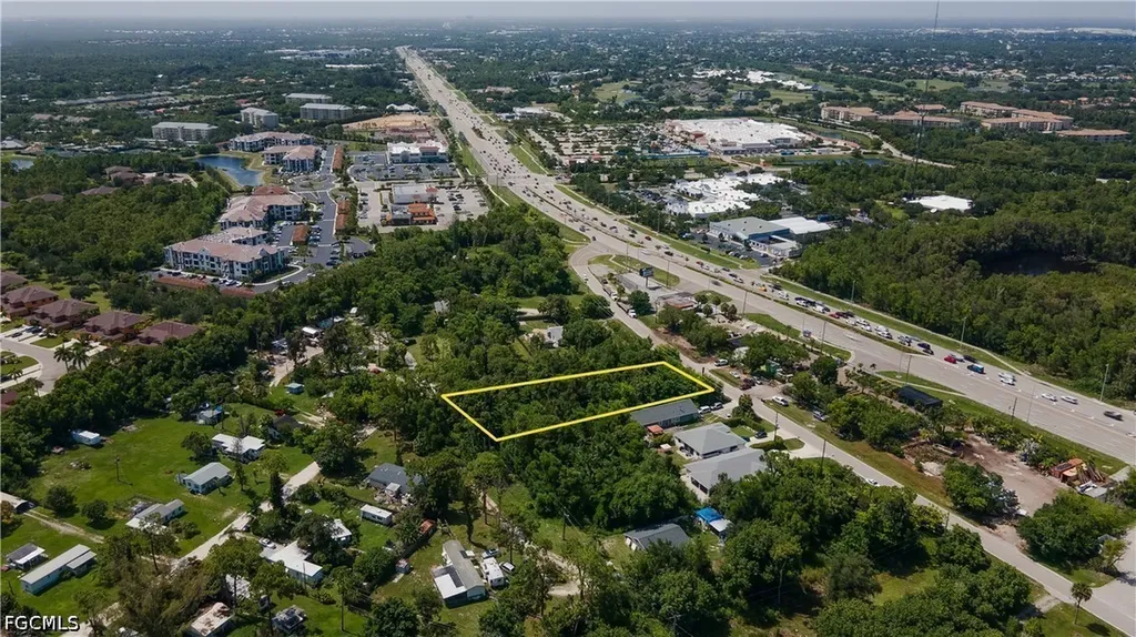 20190 Trailside Drive Estero FL 33928