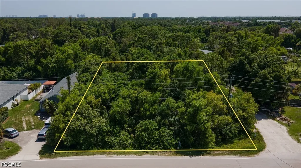 20190 Trailside Drive Estero FL 33928