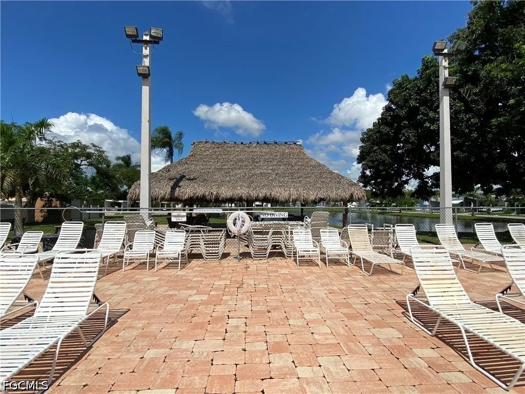33 Poinsettia Drive Fort Myers FL 33905