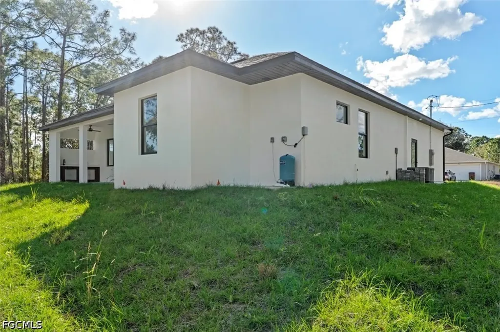1116 8th Avenue Lehigh Acres FL 33972