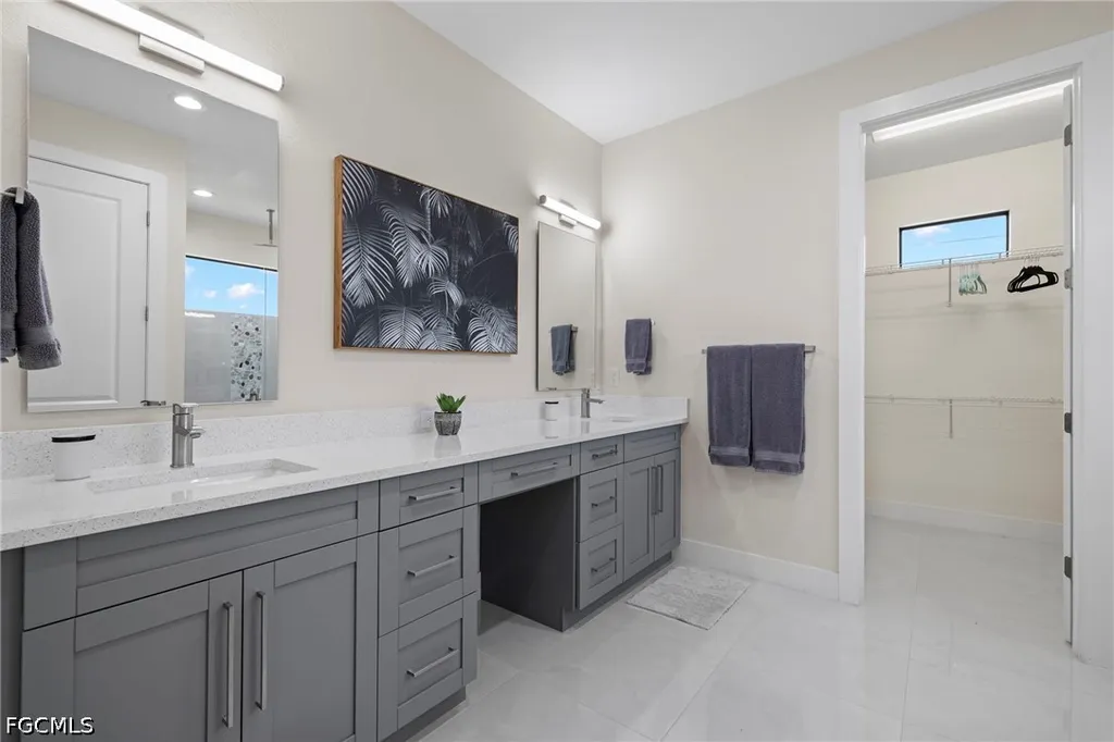 1137 SW 18th Court Cape Coral FL 33991