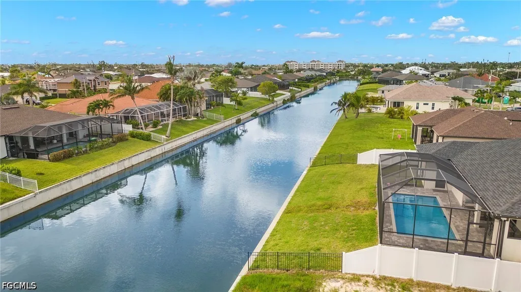1137 SW 18th Court Cape Coral FL 33991