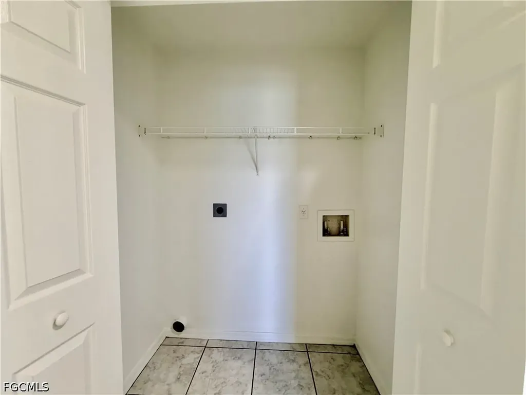 4737 28th Street SW Lehigh Acres FL 33973