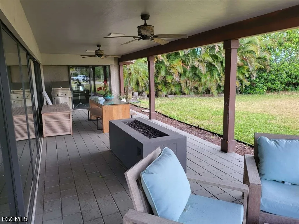 2257 Regal Way Naples FL 34110