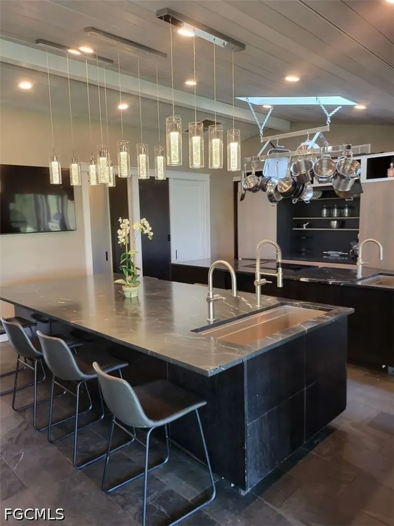 2257 Regal Way Naples FL 34110