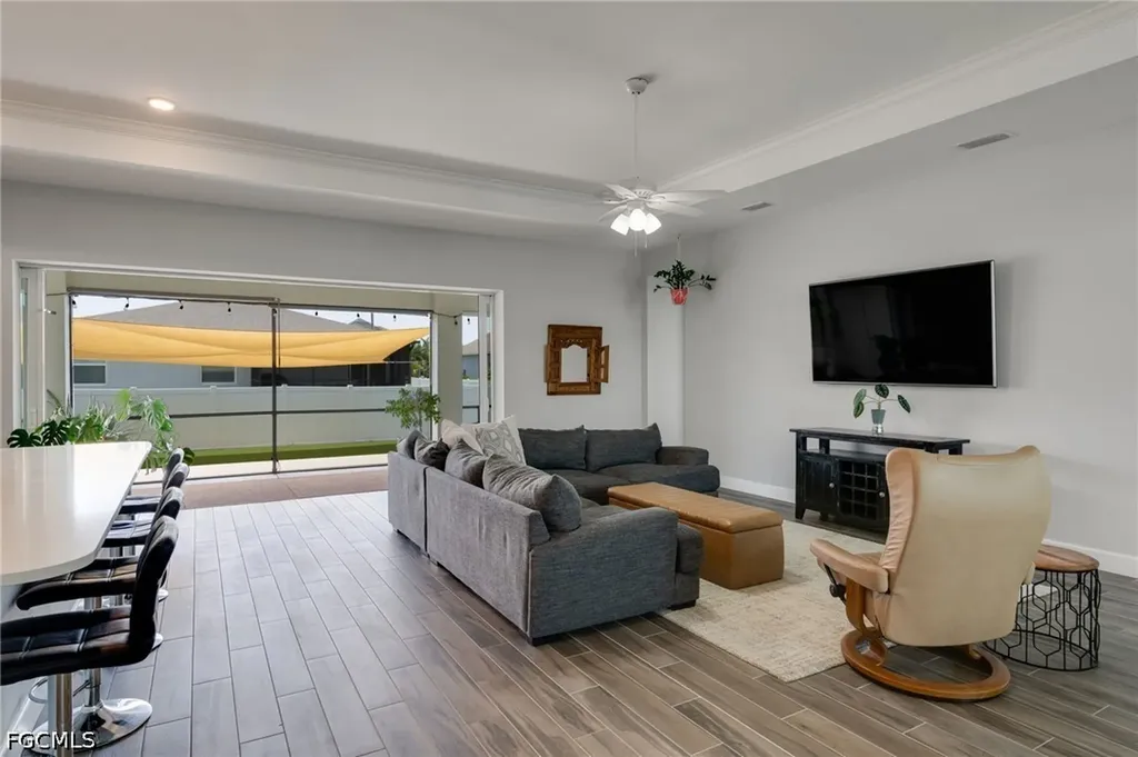 812 NW 37th Avenue Cape Coral FL 33993