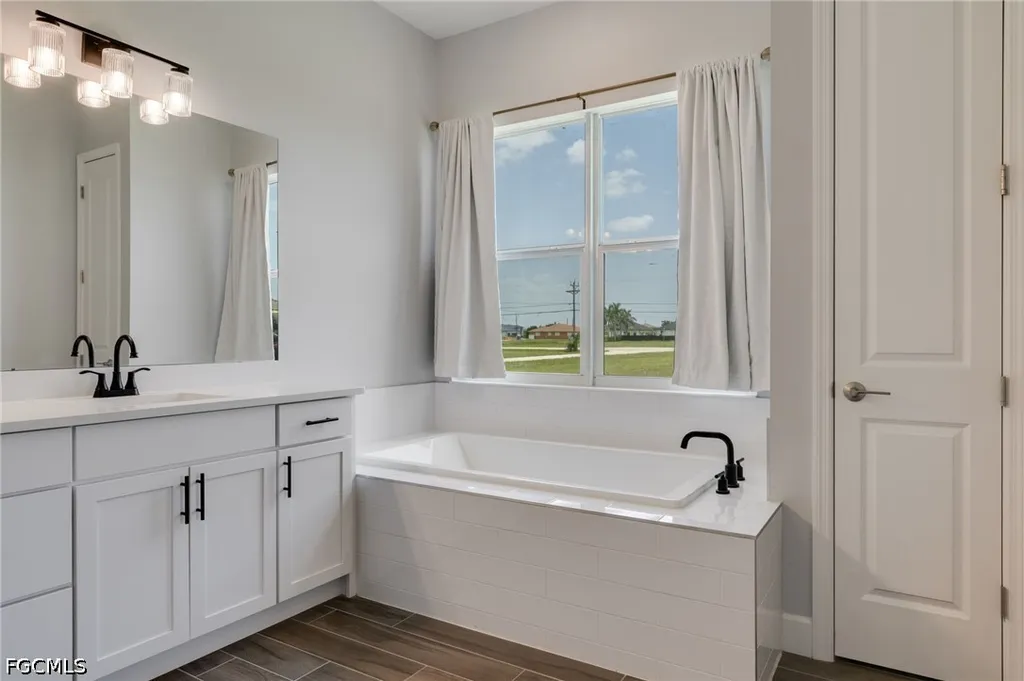 812 NW 37th Avenue Cape Coral FL 33993