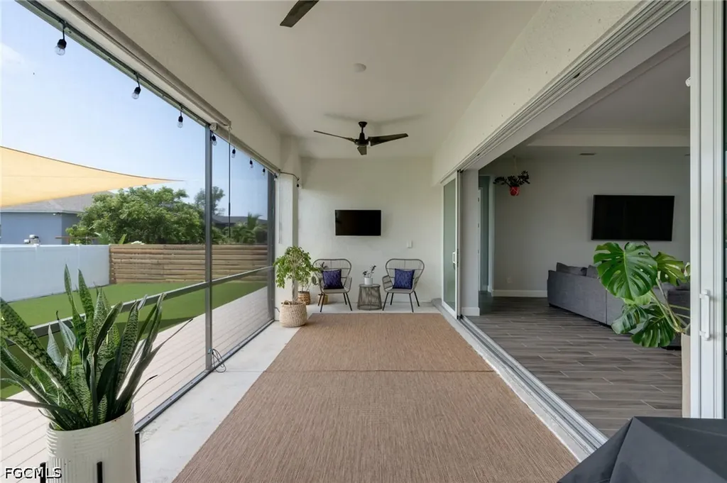 812 NW 37th Avenue Cape Coral FL 33993