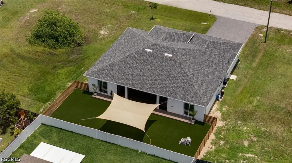 812 NW 37th Avenue Cape Coral FL 33993