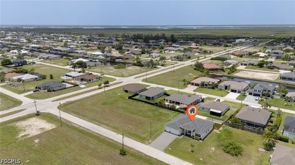 812 NW 37th Avenue Cape Coral FL 33993