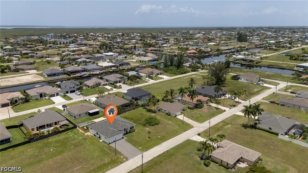 812 NW 37th Avenue Cape Coral FL 33993