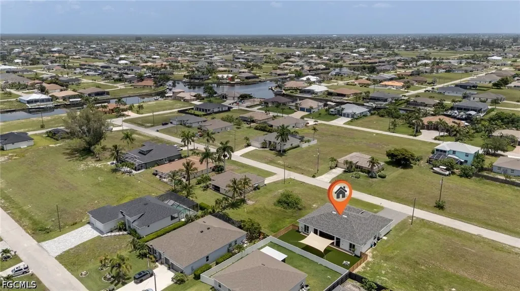 812 NW 37th Avenue Cape Coral FL 33993