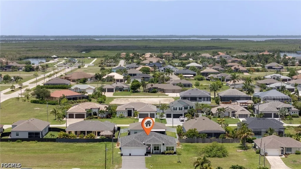 812 NW 37th Avenue Cape Coral FL 33993