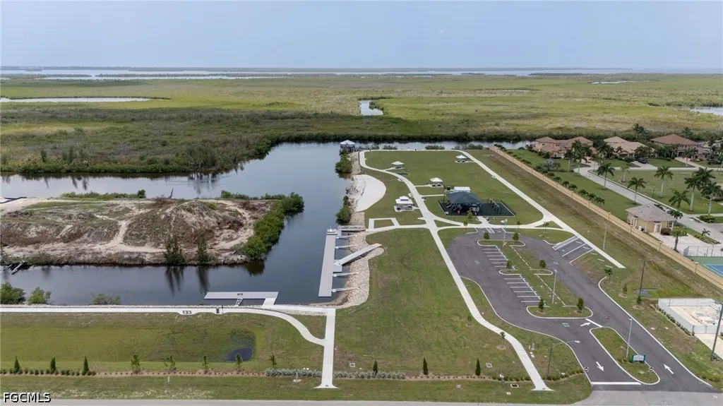 812 NW 37th Avenue Cape Coral FL 33993