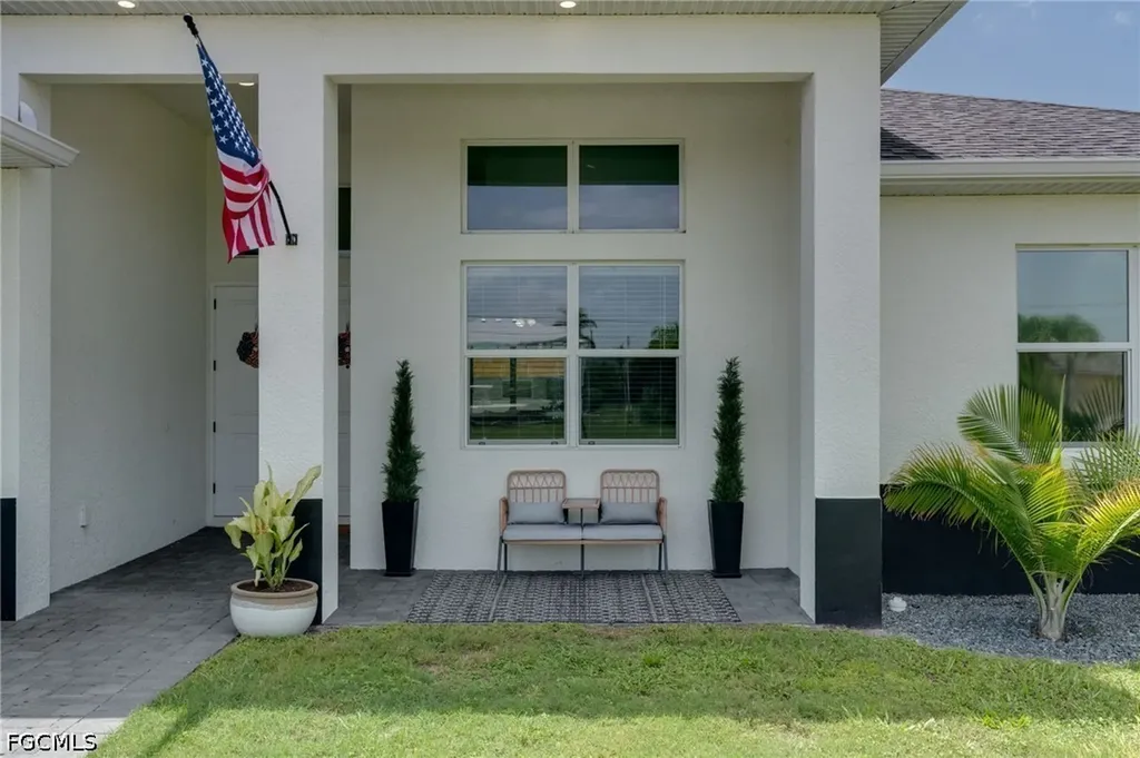 812 NW 37th Avenue Cape Coral FL 33993