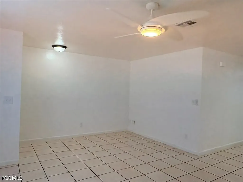 729 SW 39th Street Cape Coral FL 33914