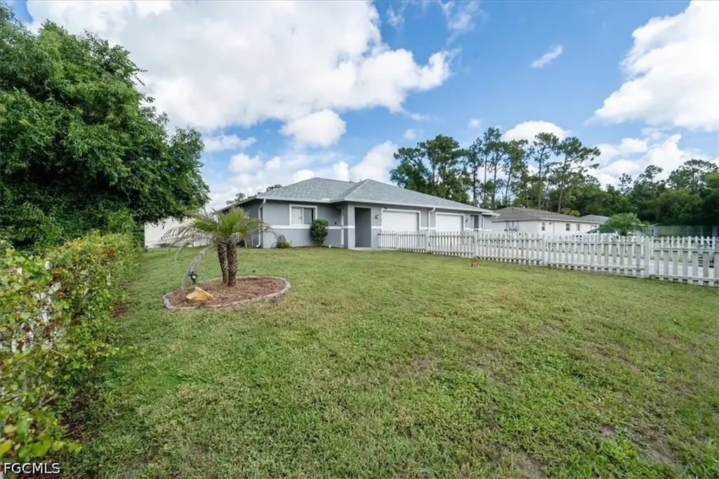 2438 Joe Avenue S Lehigh Acres FL 33973