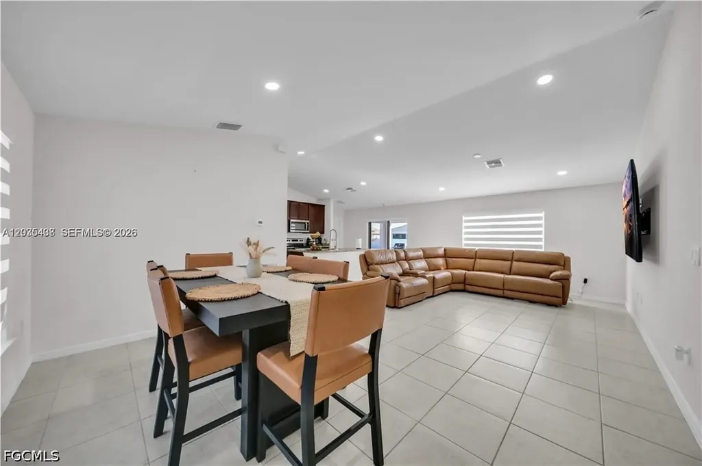 1105 NW 24th Place Cape Coral FL 33993