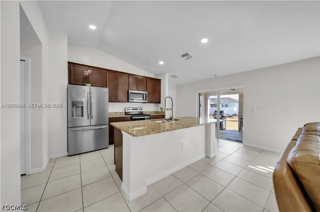 1105 NW 24th Place Cape Coral FL 33993