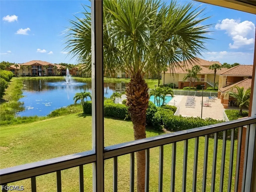 6490 Aragon Way Fort Myers FL 33966