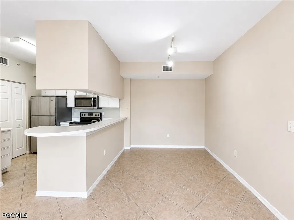 6490 Aragon Way Fort Myers FL 33966