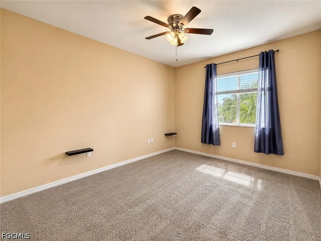 6490 Aragon Way Fort Myers FL 33966