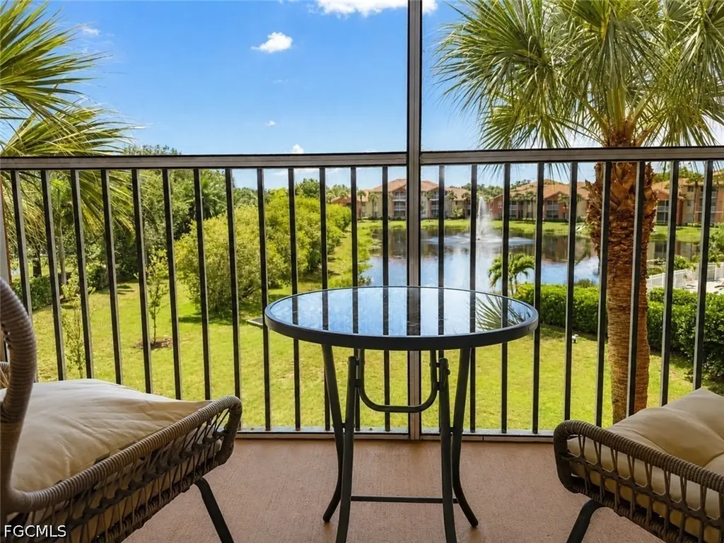 6490 Aragon Way Fort Myers FL 33966