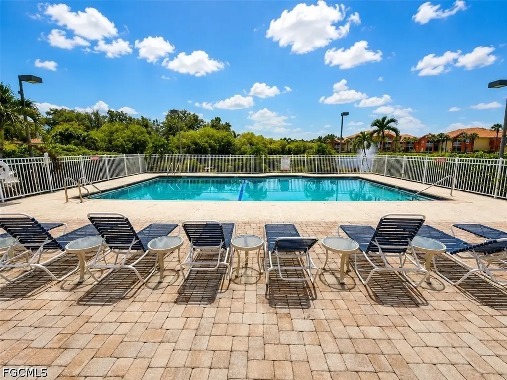 6490 Aragon Way Fort Myers FL 33966