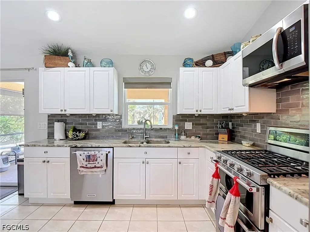 3522 4th Street SW Lehigh Acres FL 33976