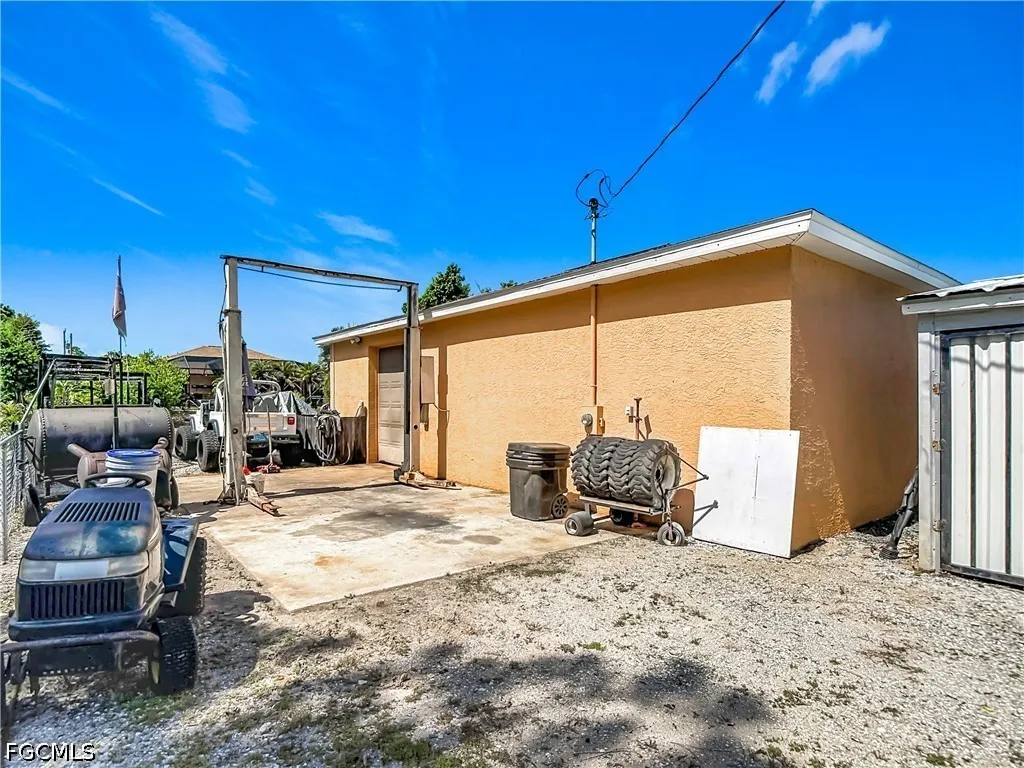 3522 4th Street SW Lehigh Acres FL 33976
