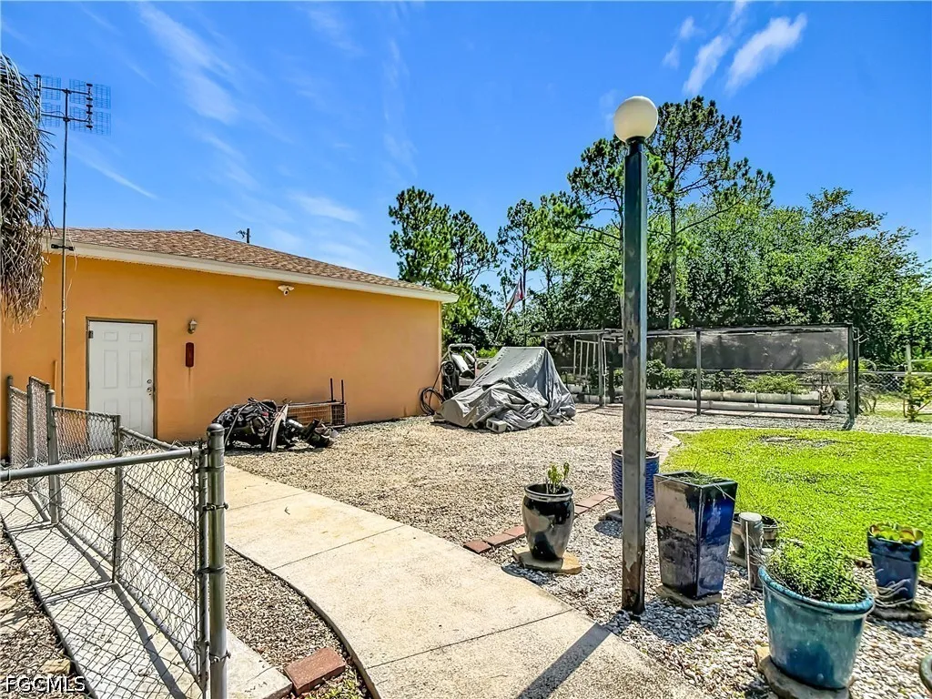 3522 4th Street SW Lehigh Acres FL 33976