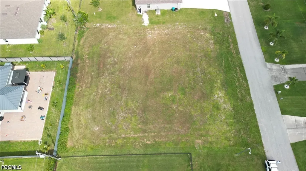519 NW 20th Terrace Cape Coral FL 33993