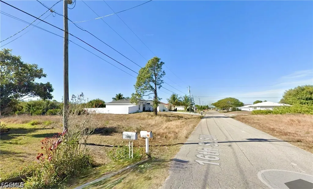 3815 16th Street SW Lehigh Acres FL 33976