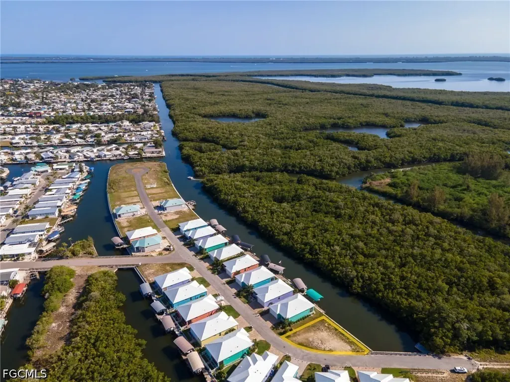 ST. James City FL, 3155 Trawler Lane
